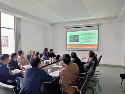 熱烈歡迎黃石經(jīng)濟(jì)開(kāi)發(fā)區(qū)領(lǐng)導(dǎo)與湖北工業(yè)大學(xué)專(zhuān)家蒞臨海默工廠參觀指導(dǎo)